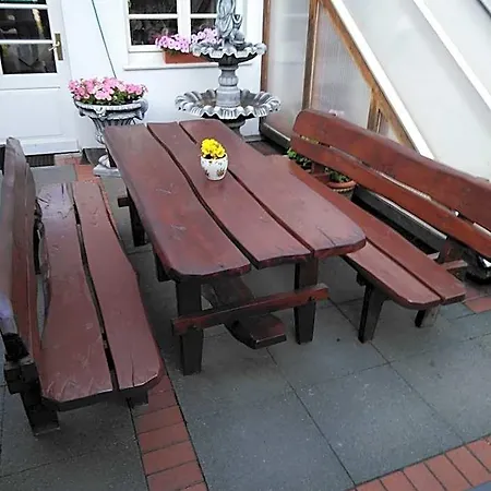 Stadt Hotel *